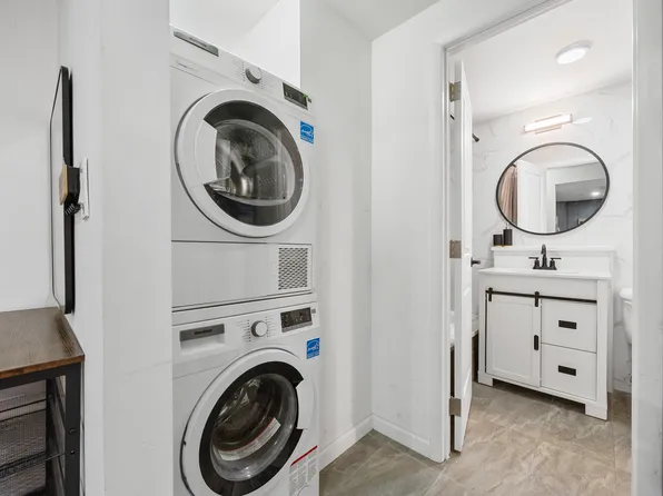 133-38 Sanford Avenue image 7 of 21