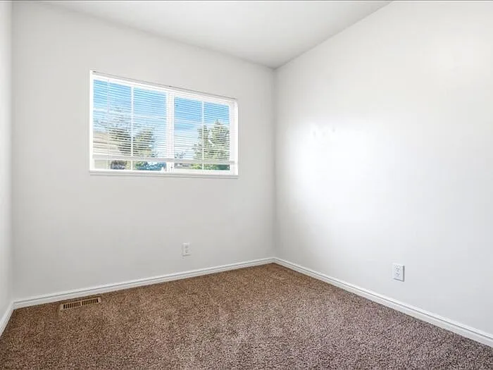 3235 W Brynwood Pine Bay — Photo 17