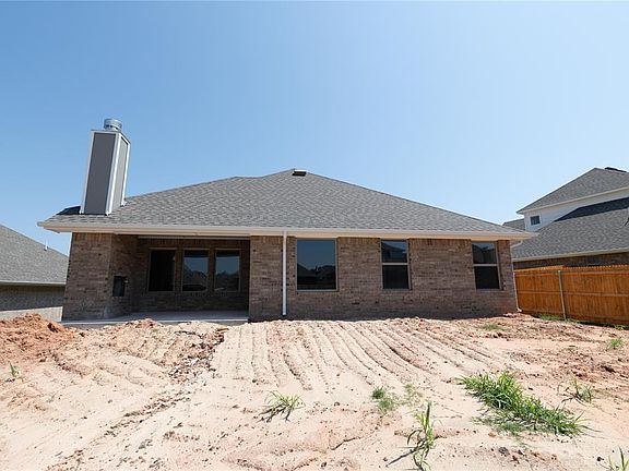 5th image of 8416 Hazelwood Way