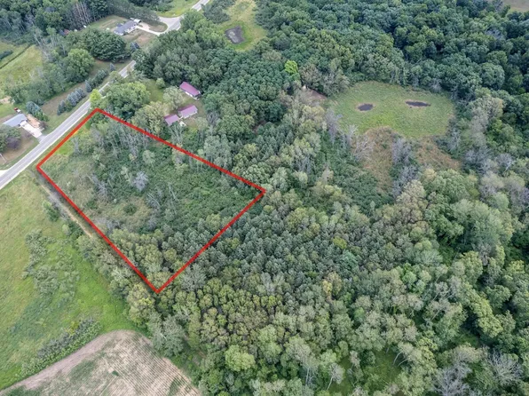 W6481 County Road P Rd, Pardeeville, WI 53954