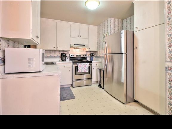 5th image of 2053 Terilyn Ave