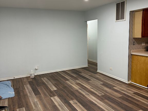 5th image of 612 N Lincoln Ave