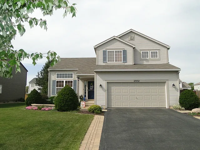 27032 W Sycamore Rd photo 1