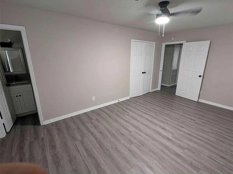 10922 Lockgate Ln — Photo 15