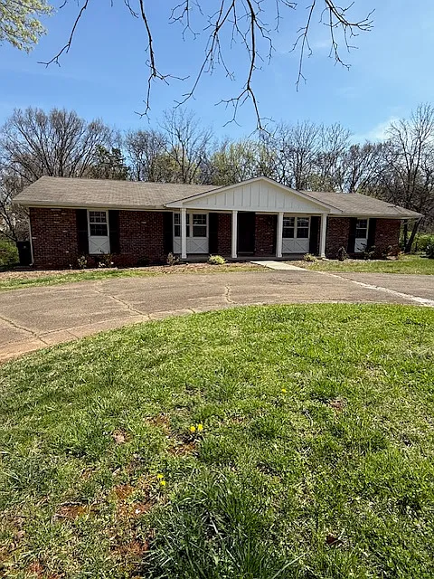 2 bed, 1000 sqft, $1,650 — Photo 1