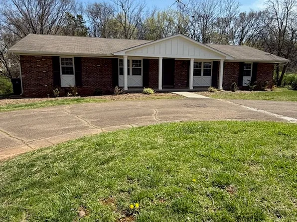 1230 April Dr #2, Knoxville, TN 37919