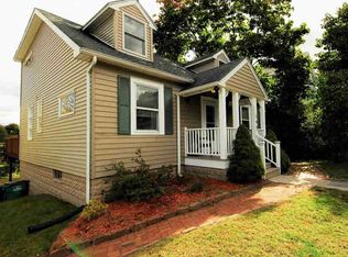 143 Corlies Ave, Poughkeepsie, NY 12601