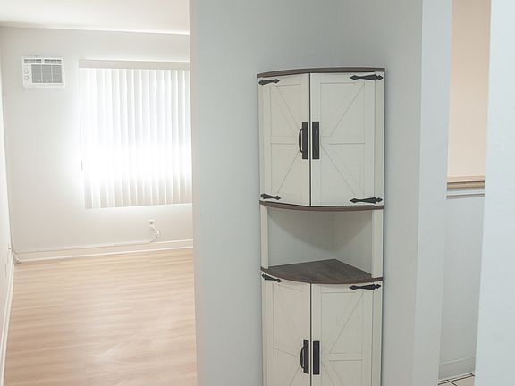 4th image of 1132 N Cahuenga Blvd #7