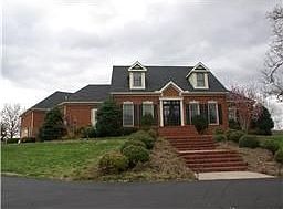 4BR/3BA Colonial Home