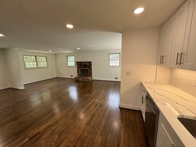 2395 Rhineland Ct — Photo 13