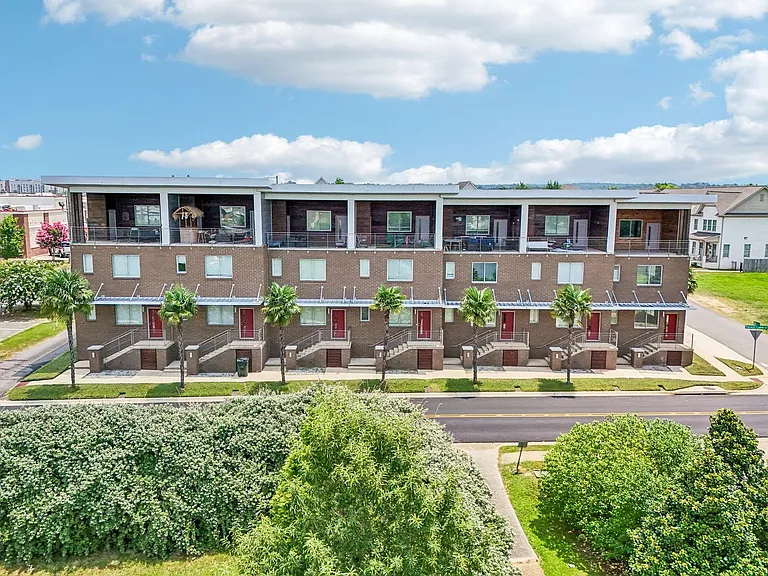 1525 Forest Lake Dr #1585 — Photo 1