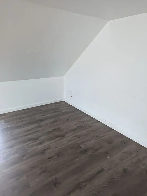 2 bed, 1.0 bath, 1000 sqft, $1,600 — Photo 3