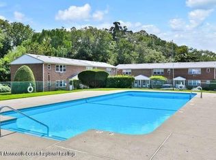 29 King James Ln, Atlantic Highlands, NJ 07716