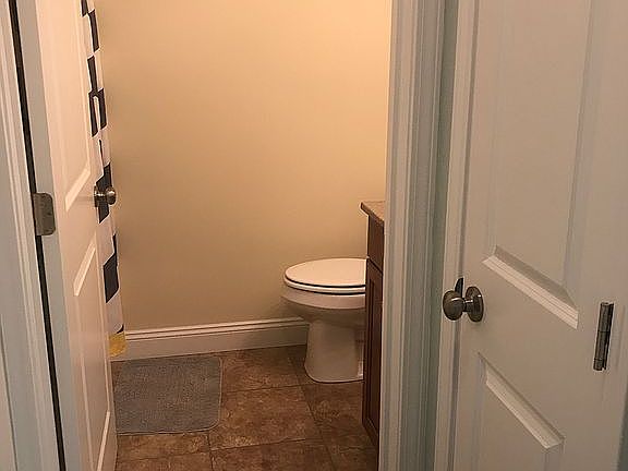 4th image of 1608 Theresa Ln