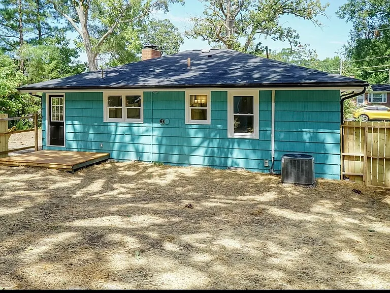 2637 Kirk Rd — Photo 11