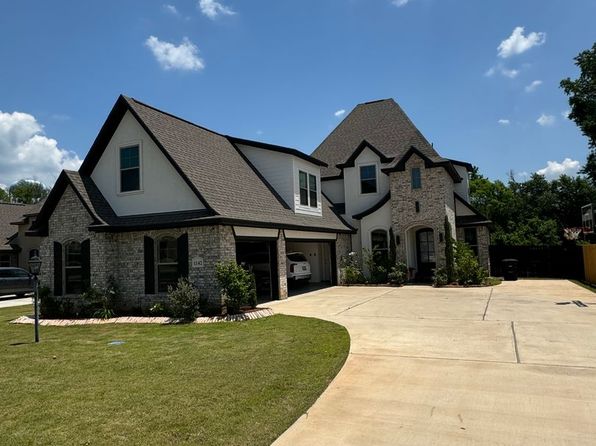 1142 Green Wood Cir