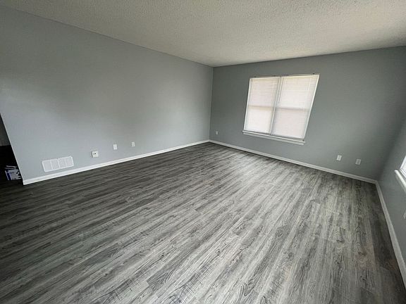 4th image of 11007 NW Player Dr APT D