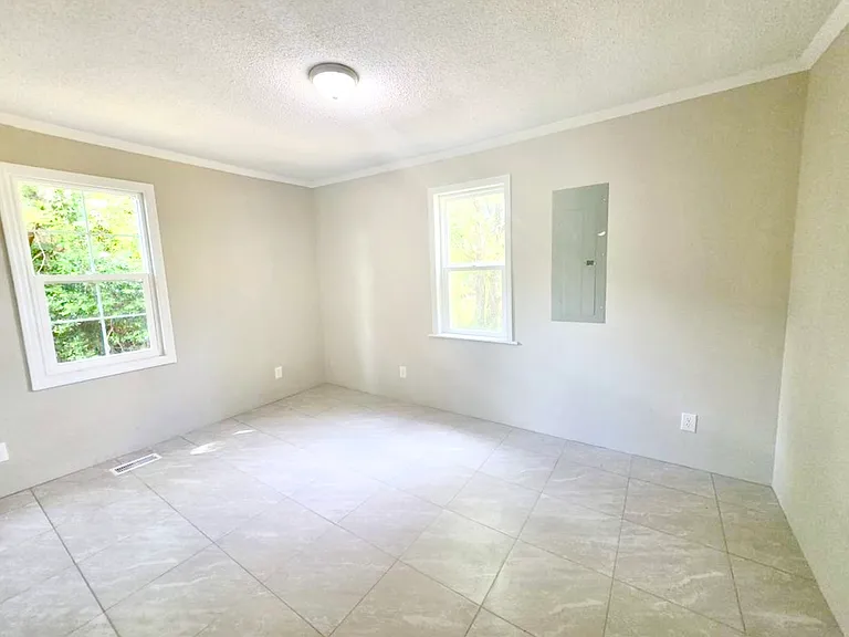 4542 Augusta Hwy — Photo 5