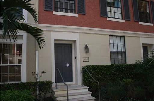 5th image of 690 Fern St #690