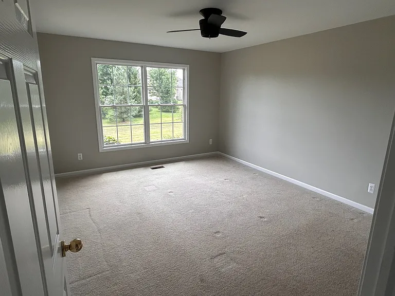 511 Brooks Hollow Ct — Photo 10