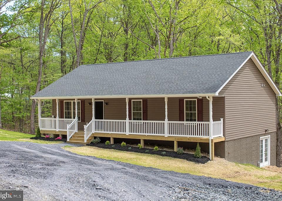 1st image of 362 Goode Dr