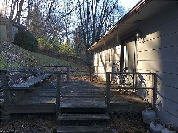 2nd image of 217 Boyd Ave