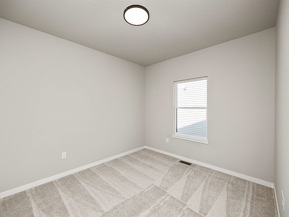5th image of 5526 167th St