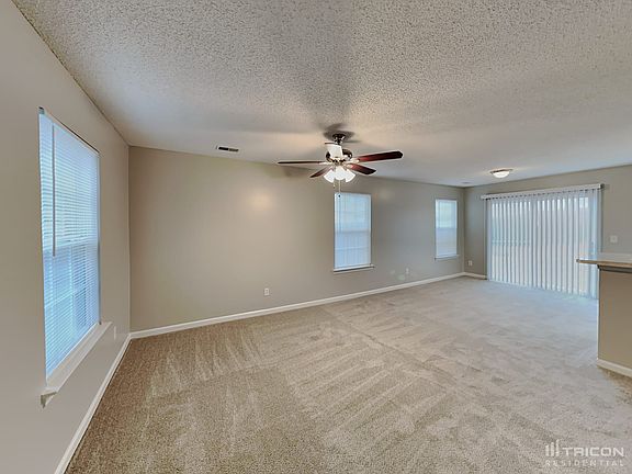 2nd image of 119 W Waverly Place Ct
