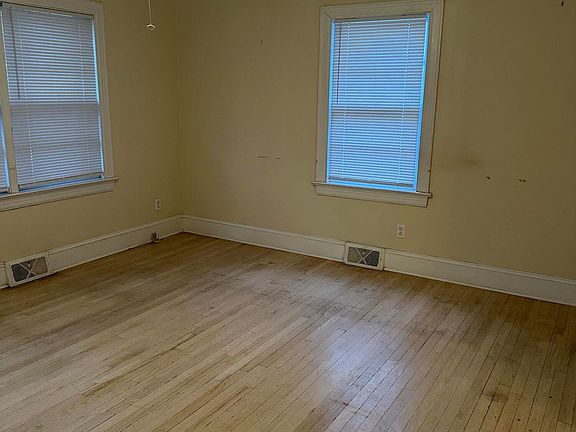 5th image of 2405 Jefferson Drive