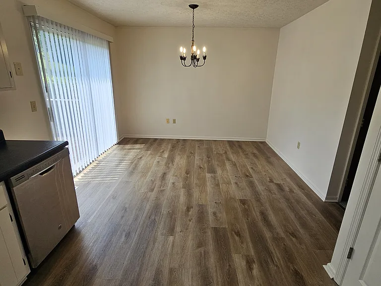 265 N Ashbrook Cir — Photo 8