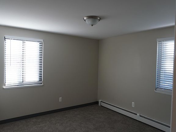 3rd image of 6 Yale Pl APT 8