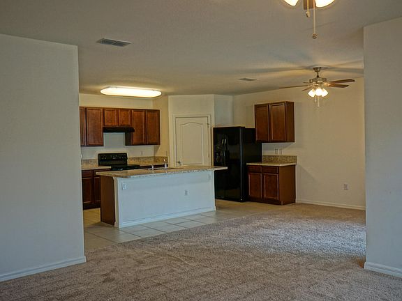 5th image of 125 Fishermans Cove Dr
