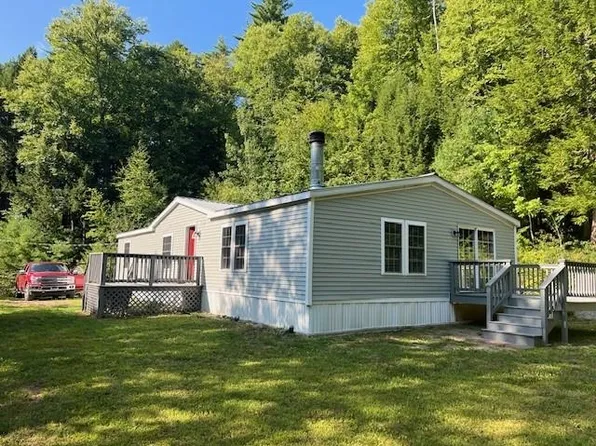 19 Hillside Street, Hillsborough, NH 03244