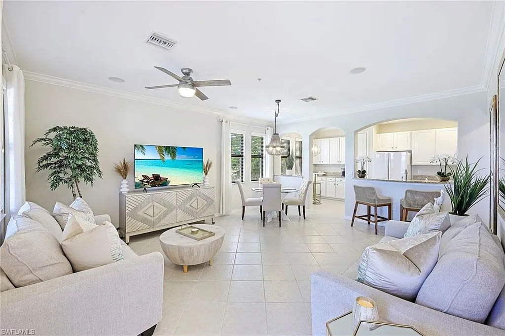 2 bed, 2.5 bath, 1583 sqft, $6,500 — Photo 4