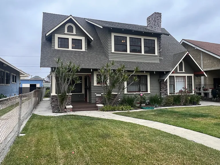 2232 Juliet St — Photo 2