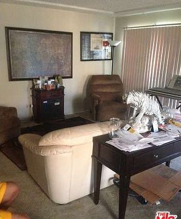 3rd image of 4726 S Gramercy Pl
