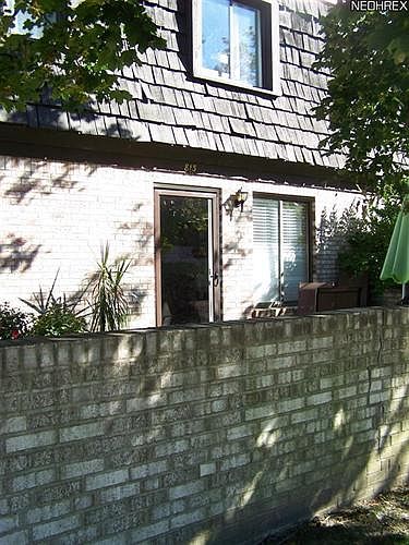 1st image of 813 Tollis Pkwy #6