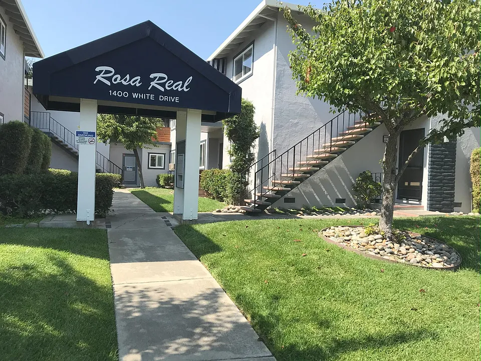 Rosa Real Apartments
