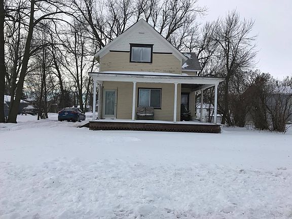 2nd image of 1633 Broadway St