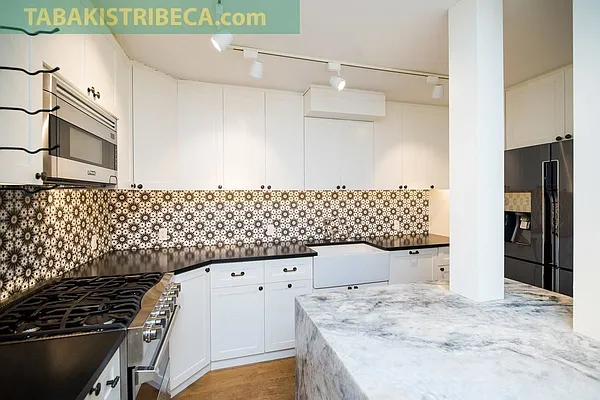 Rented by Tabak Real Estate | media 31