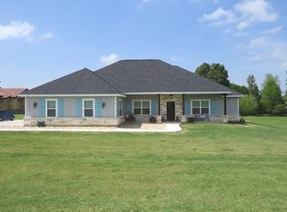 311 E Avenue B, Jarrell, TX 76537