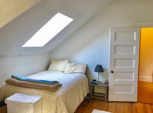 127 Thorndike St UNIT 3, Brookline, MA 02446