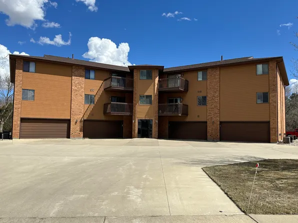 1980 Meadowlark Ln SW #304, Huron, SD 57350