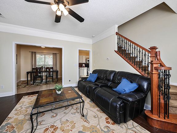 3rd image of 8424 Hornwood Ct