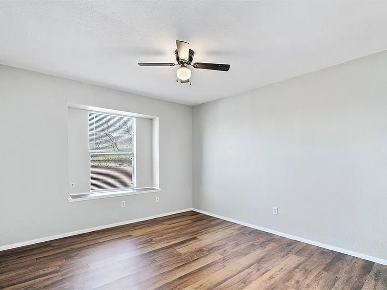 1701-1711 Rawhide Loop — Photo 6