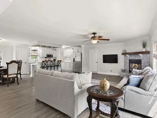 35895 Highway 11, Buras, LA 70041