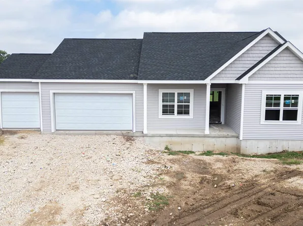 126 E Evergreen Ln, Milton, WI 53563