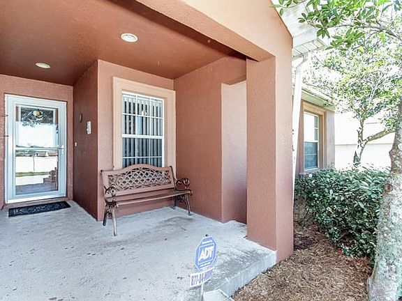 5th image of 1071 Merrimack Blvd