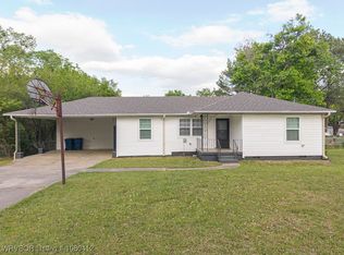 2310 N 52nd St, Fort Smith, AR 72904
