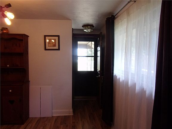 4th image of 100 McAdam Ave